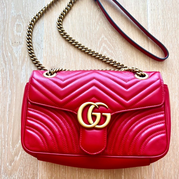 Gucci Marmont Red Authentic Crossbody Shoulder Bag with Heart on Back NWOT - Picture 2 of 16